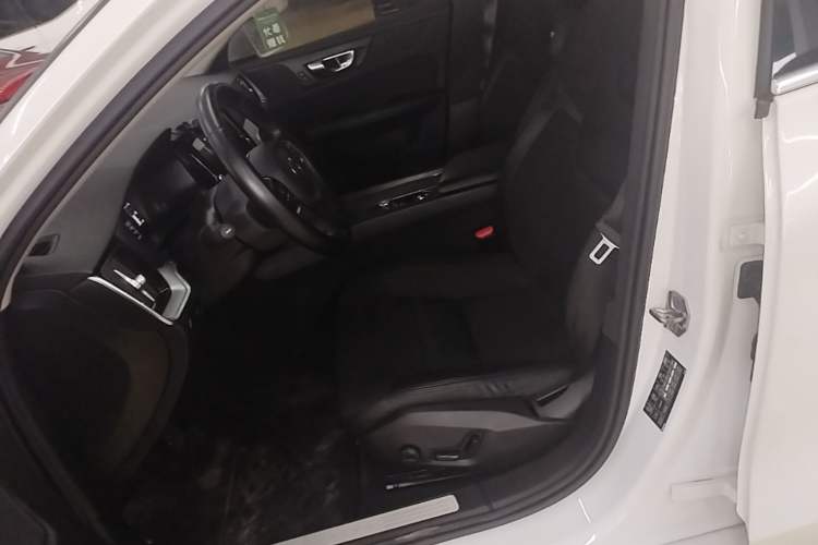 Used Volvo S60 2021 T3 SmartDrive Luxury Edition Left Front Seat