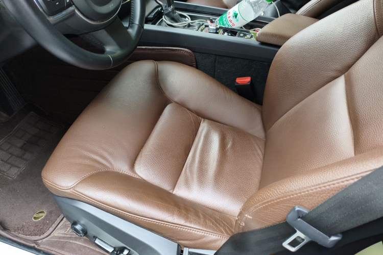 Used Volvo S60 2021 T4 Zhiyi Luxury Edition Left Front Seat