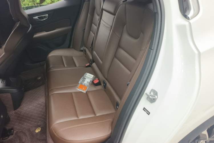 Used Volvo S60 2021 T4 Zhiyi Luxury Edition Left Rear Seat