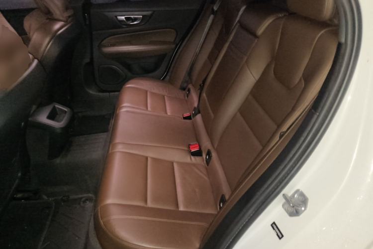 Used Volvo S60 2021 T4 Zhiyi Luxury Edition Left Rear Seat