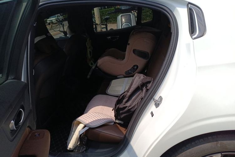 Used Volvo S60 2021 T4 Zhiyi Luxury Edition Left Rear Seat