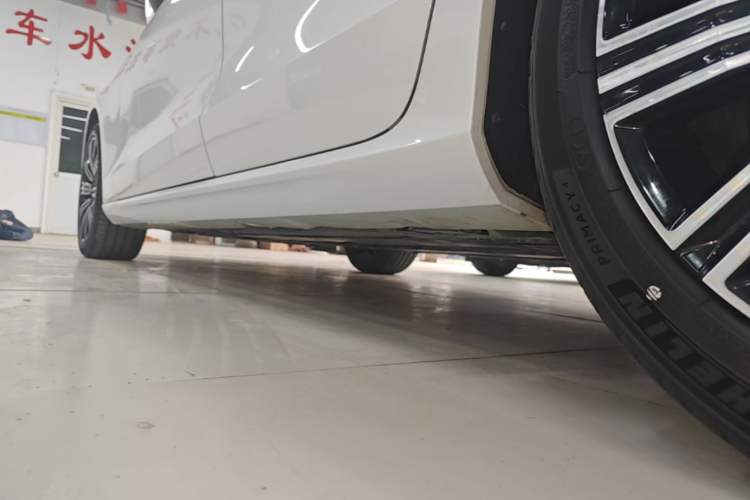Used Volvo S60 2021 T4 Zhiyuan Luxury Edition Left Side Sill