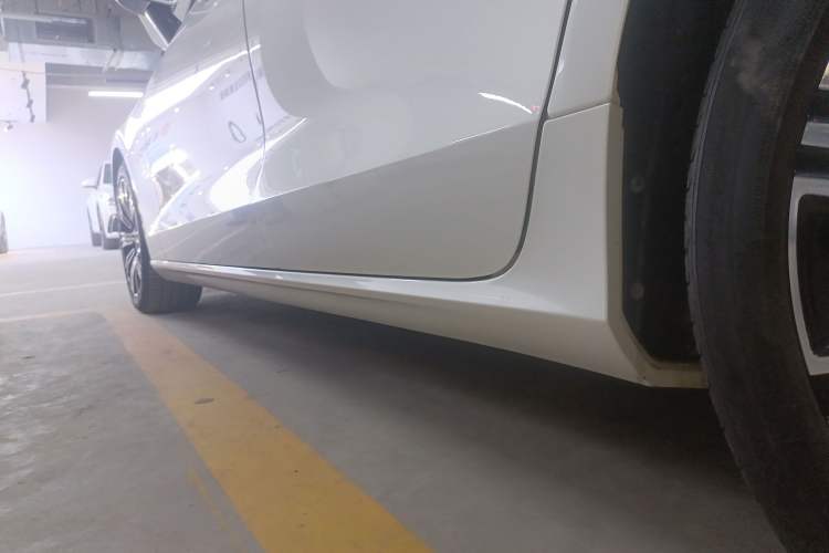 Used Volvo S60 2021 T4 Zhiyuan Luxury Edition Left Side Sill