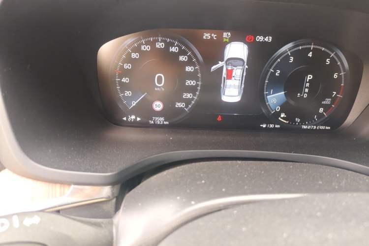 Used Volvo S60 2021 T4 Zhiyuan Luxury Edition Odometer Close Up