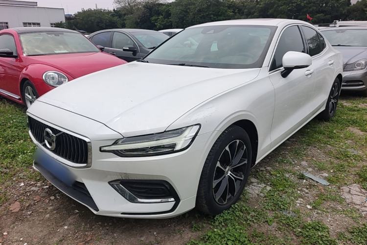 Used Volvo S60 2021 T4 Zhiyi Luxury Edition Guazi used car, China used car export, Used car for sale, Used  cars, Cheapest cars for sale