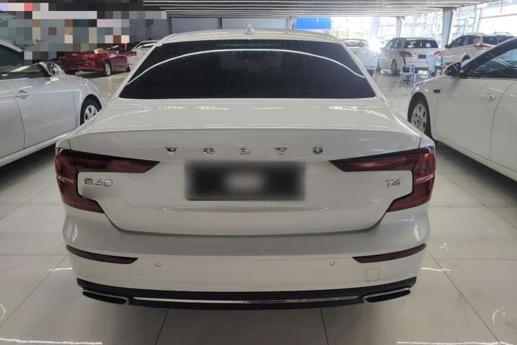 Used Volvo S60 2021 T4 Zhiyi Luxury Edition Rear