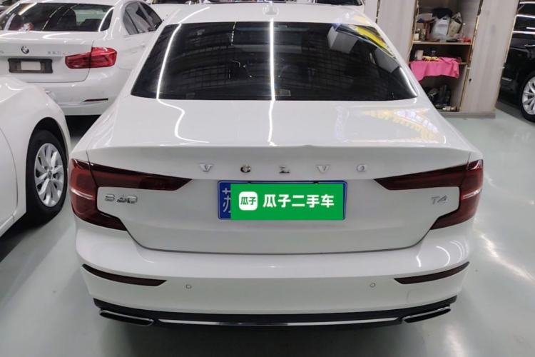 Used Volvo S60 2021 T4 Zhiyi Luxury Edition Rear