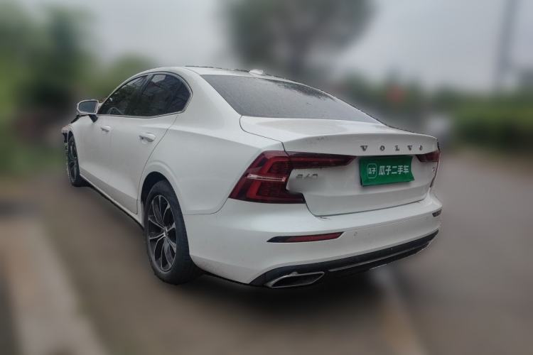 Used Volvo S60 2021 T4 Zhiyi Luxury Edition Rear Left 45 Deg