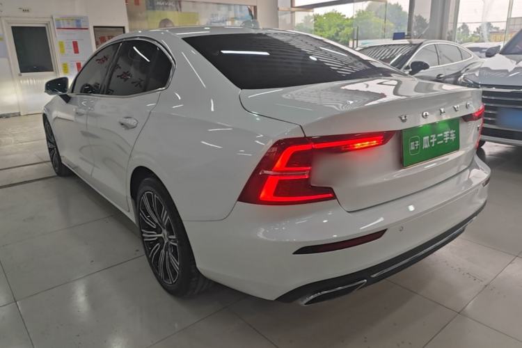Used Volvo S60 2021 T4 Zhiyuan Luxury Edition Rear Left 45 Deg