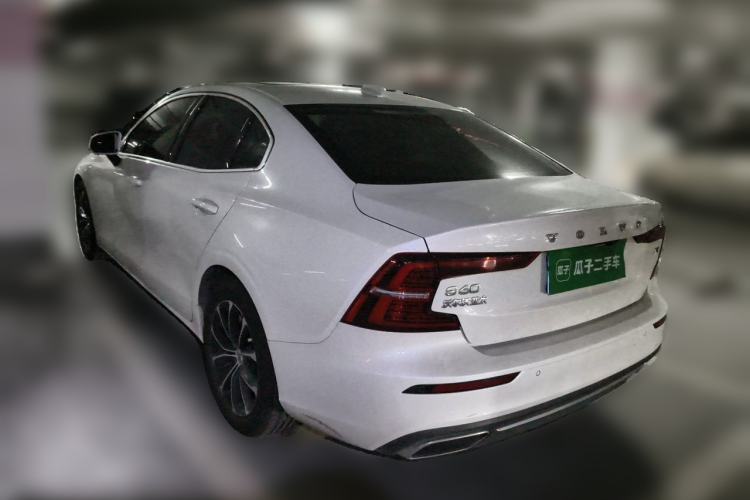 Used Volvo S60 2021 T4 Zhiyi Luxury Edition Rear Left 45 Deg