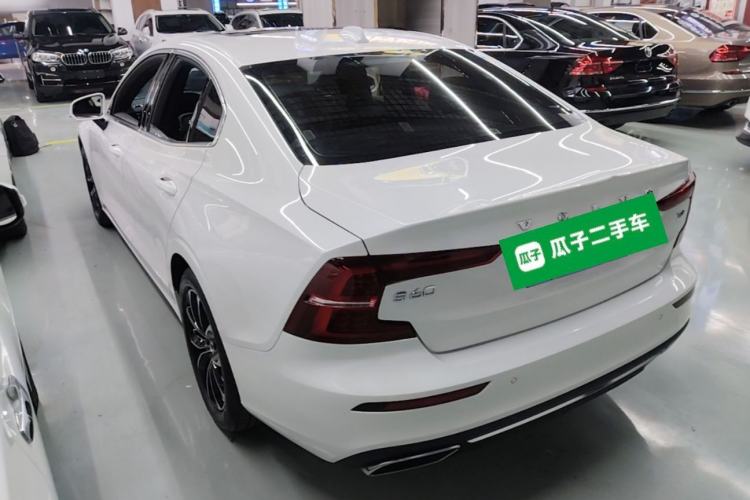 Used Volvo S60 2021 T4 Zhiyi Luxury Edition Rear Left 45 Deg