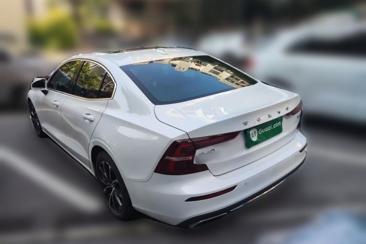 Used Volvo S60 2021 T4 Zhiyi Luxury Edition Rear Left 45 Deg