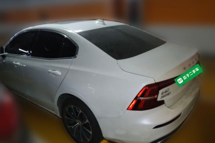 Used Volvo S60 2021 T4 Zhiyi Luxury Edition Rear Left 45 Deg