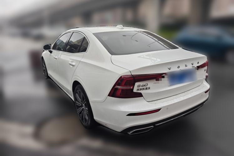 Used Volvo S60 2021 T4 Zhiyuan Luxury Edition Rear Left 45 Deg