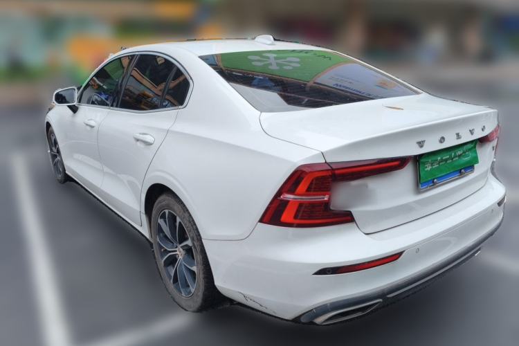 Used Volvo S60 2021 T4 Zhiyi Luxury Edition Rear Left 45 Deg