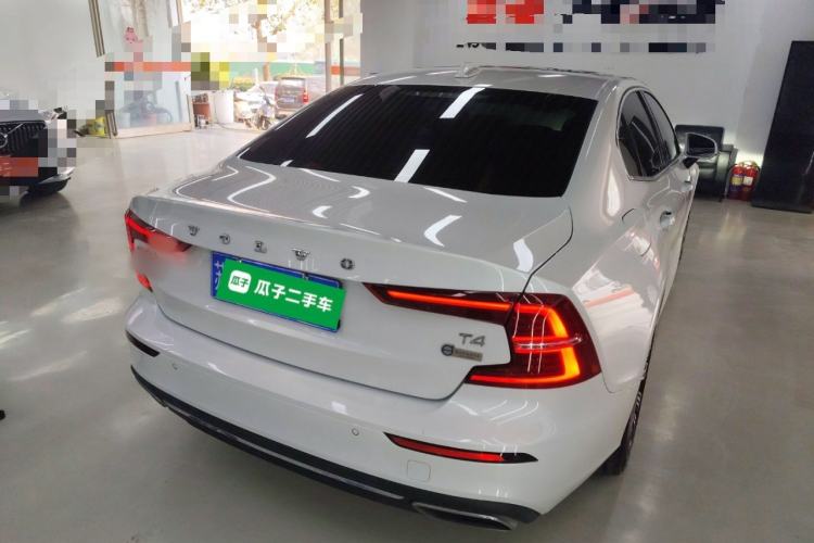 Used Volvo S60 2021 T4 Zhiyuan Luxury Edition Rear Right 45 Deg