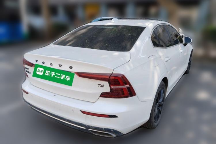 Used Volvo S60 2021 T4 Zhiyi Luxury Edition Rear Right 45 Deg
