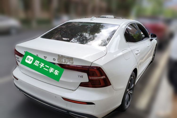 Used Volvo S60 2021 T4 Zhiyi Luxury Edition Rear Right 45 Deg