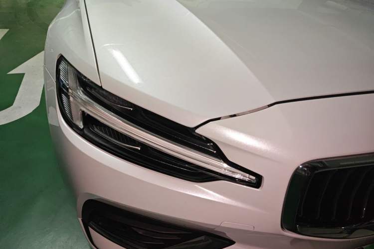 Used Volvo S60 2021 T4 Zhiyi Luxury Edition Right Front Headlight