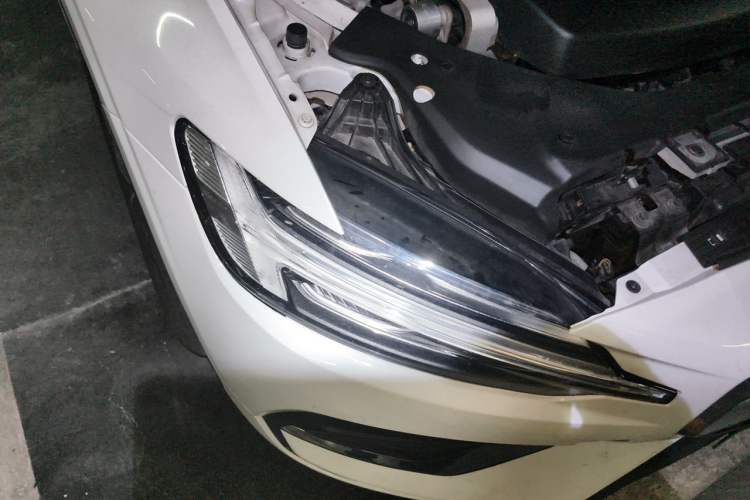 Used Volvo S60 2021 T4 Zhiyi Luxury Edition Right Front Headlight