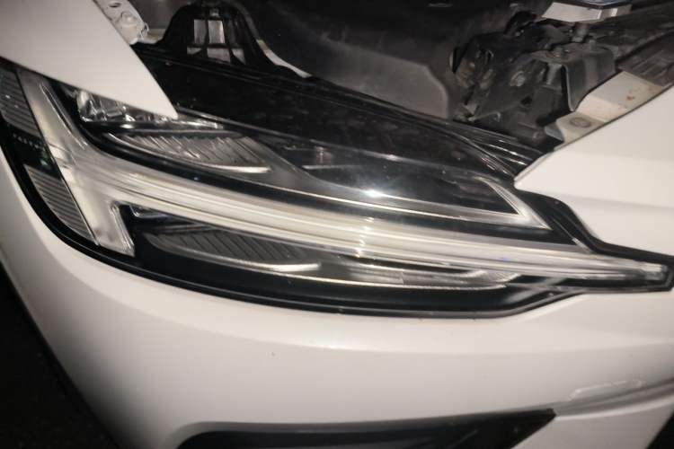 Used Volvo S60 2021 T4 Zhiyi Luxury Edition Right Front Headlight