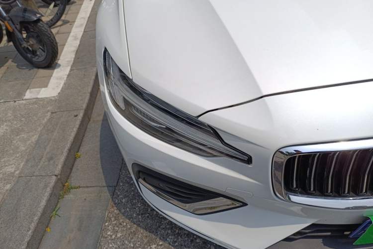 Used Volvo S60 2021 T4 Zhiyi Luxury Edition Right Front Headlight