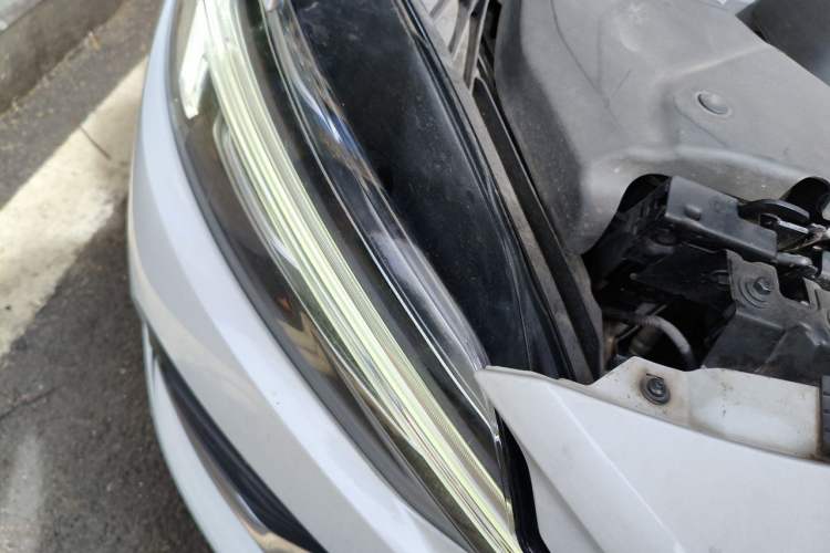 Used Volvo S60 2021 T4 Zhiyi Luxury Edition Right Front Headlight