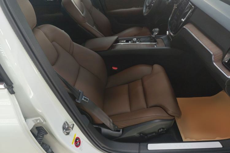 Used Volvo S60 2021 T4 Zhiyuan Luxury Edition Right Front Seat