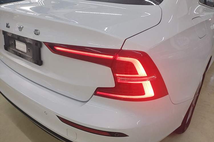 Used Volvo S60 2021 T3 SmartDrive Luxury Edition Right Rear Taillight