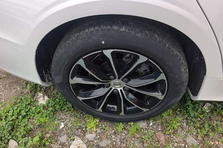 Used Volvo S60 2021 T4 Zhiyi Luxury Edition Right Rear Wheel Hub