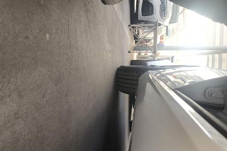 Used Volvo S60 2021 T4 Zhiyi Luxury Edition Right Side Sill