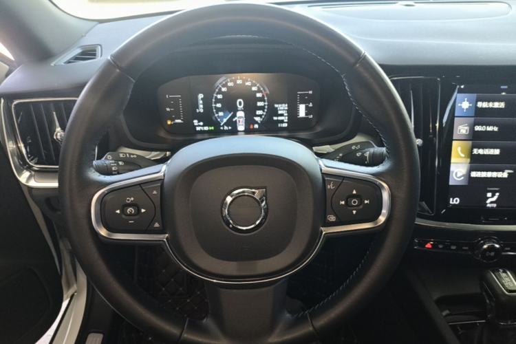 Used Volvo S60 2021 T4 Zhiyi Luxury Edition Steering Wheel