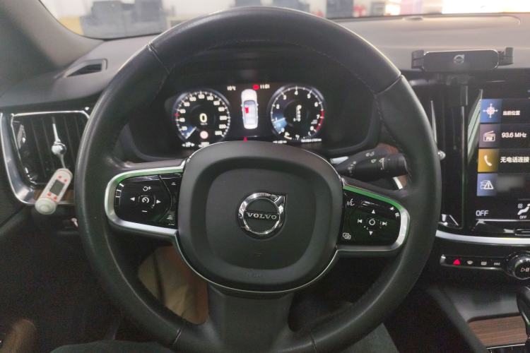 Used Volvo S60 2021 T4 Zhiyuan Luxury Edition Steering Wheel