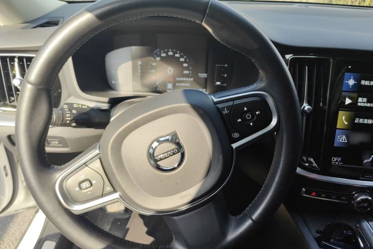 Used Volvo S60 2021 T4 Zhiyi Luxury Edition Steering Wheel
