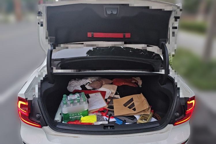 Used Volvo S60 2021 T4 Zhiyi Luxury Edition Trunk