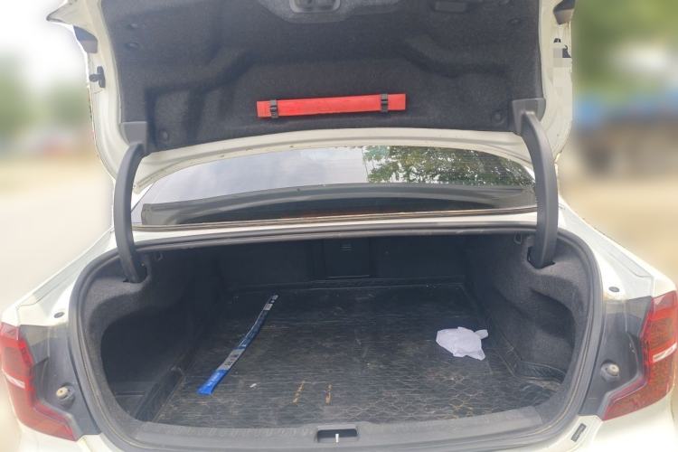 Used Volvo S60 2021 T4 Zhiyuan Luxury Edition Trunk