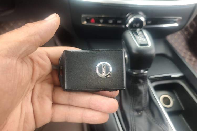 Used Volvo S60 2021 T4 Zhiyi Luxury Edition Vehicle Key