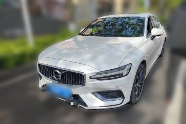 Used Volvo S60 2021 T4 Zhiyi Luxury Edition