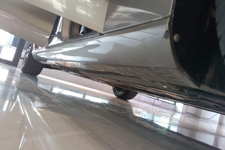 Used Volvo S60 2021 T4 Zhiyi Luxury Edition Right Side Sill