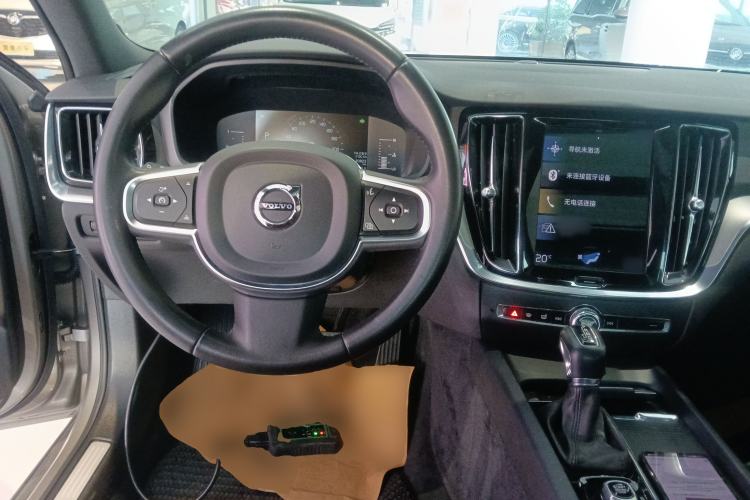 Used Volvo S60 2021 T4 Zhiyi Luxury Edition Steering Wheel
