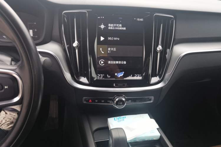 Used Volvo S60 2022 B4 Zhiyi Luxury Edition Audio And AC Panel