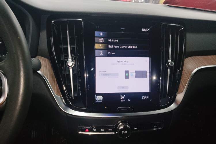 Used Volvo S60 2022 B4 Zhiyuan Luxury Edition Audio And AC Panel