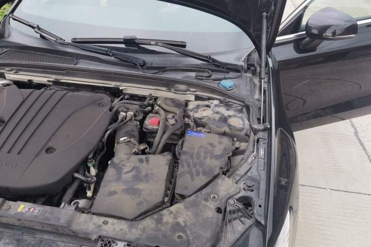 Used Volvo S60 2022 B4 Zhiyi Luxury Edition Engine Bay Left