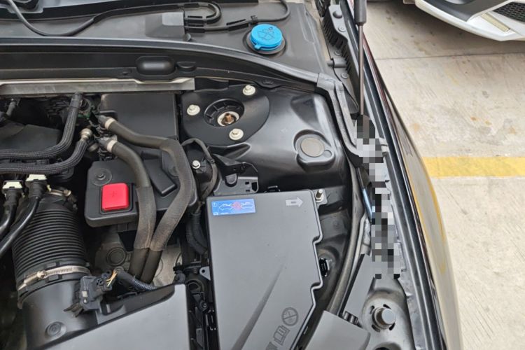 Used Volvo S60 2022 B4 Zhiyi Luxury Edition Engine Bay Left