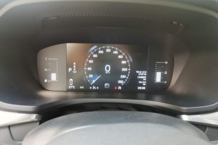 Used Volvo S60 2022 B4 Zhiyi Luxury Edition Instrument Cluster