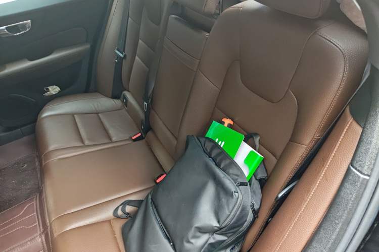 Used Volvo S60 2022 B4 Zhiyi Luxury Edition Left Rear Seat