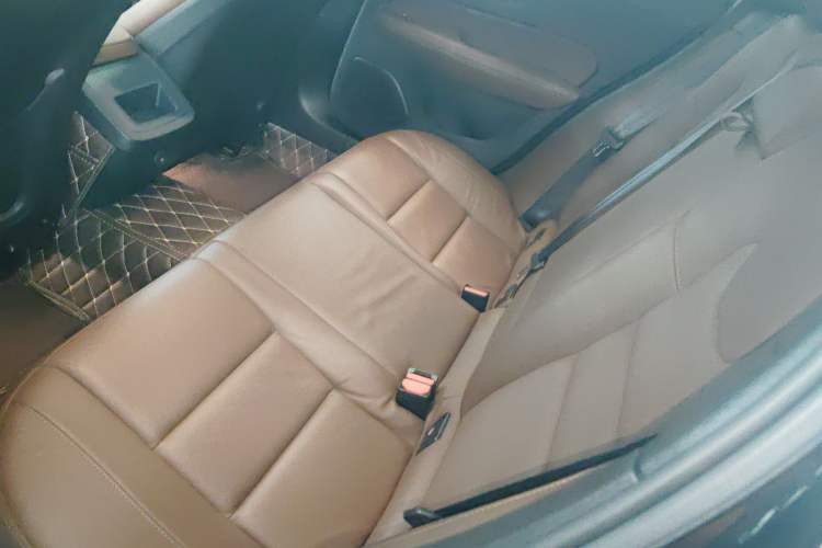 Used Volvo S60 2022 B4 Zhiyuan Luxury Edition Left Rear Seat
