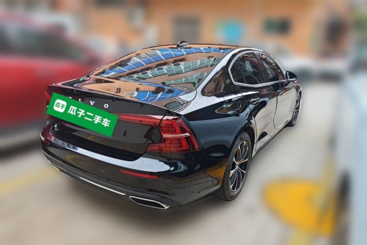 Used Volvo S60 2022 B4 Zhiyi Luxury Edition Rear Right 45 Deg