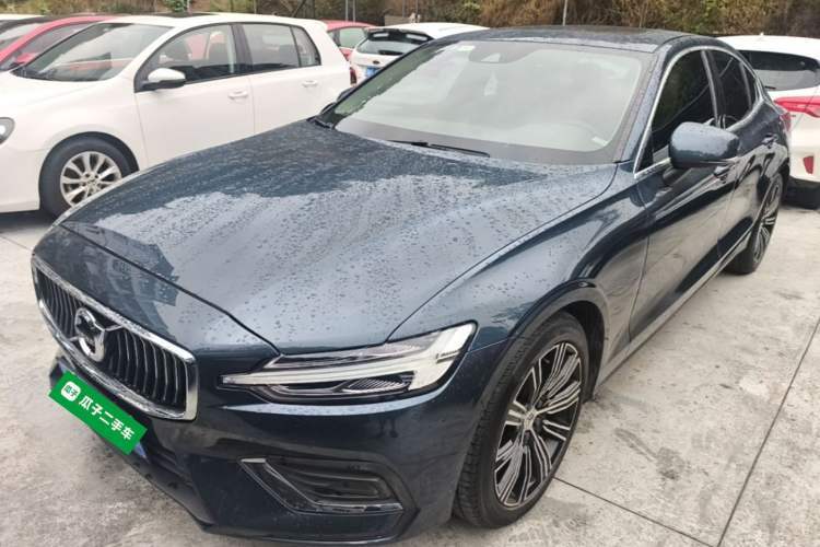 Ojetý Volvo S60 2022 B4 Zhiyuan Luxury Edition Guazi used car, China used car export, Used car for sale, Used cars, Cheapest cars for sale