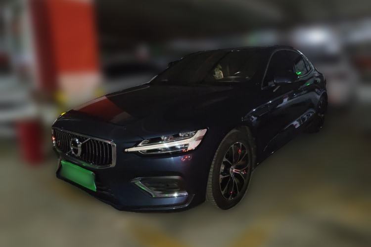 Used Volvo S60 2022 B4 Zhiyi Luxury Edition Guazi used car, China used car export, Used car for sale, Used cars, Cheapest cars for sale